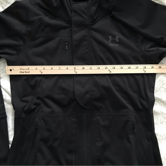 Under Armour Perpetual Storm Run Jacket - Picture 11 of 14